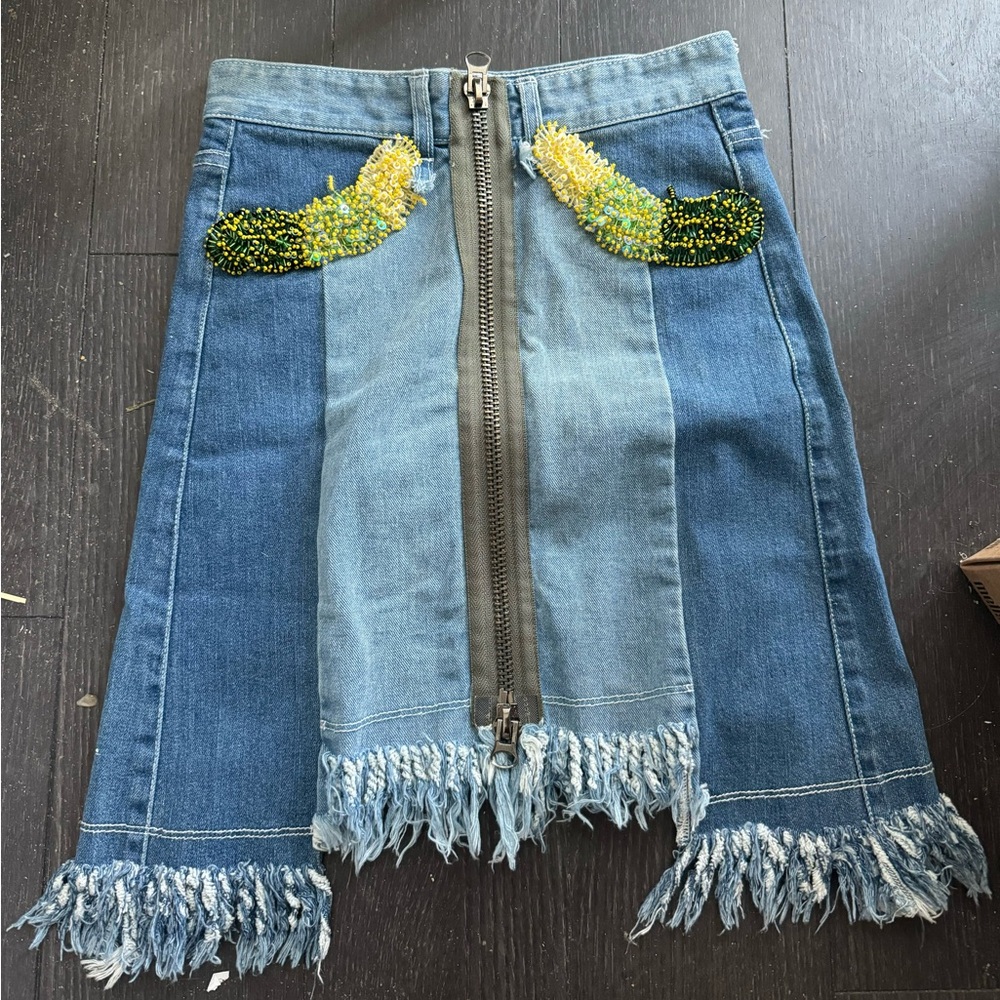 Cute denim skirt